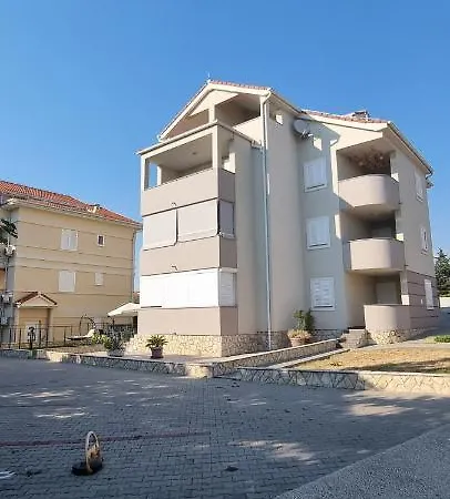 Florena Novalja Exterior photo