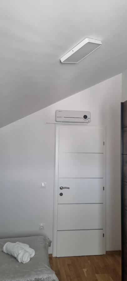Florena Apartment Novalja