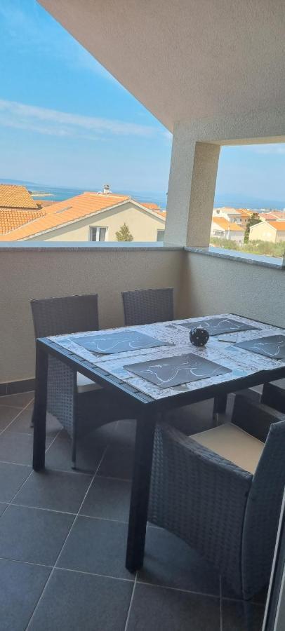 Florena Apartment *