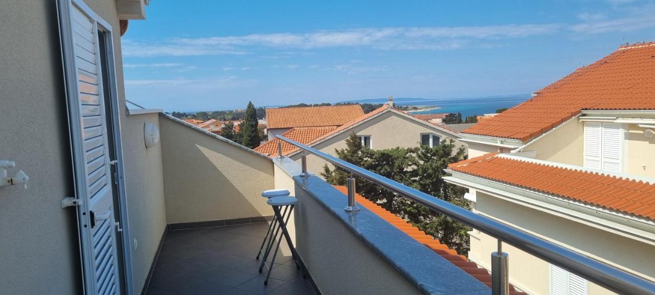 Apartment Florena Novalja